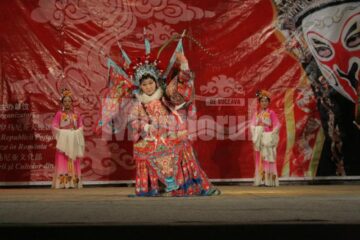 O picătură de cultură chinezească în Suceava