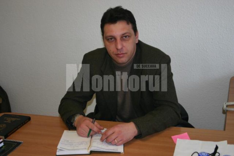 Cristi Macsim: „Până la urmă, cetățeanul vine în contact direct cu funcționarul. Cetățenii ne pot fi de mare ajutor” Cristi Macsim: „Până la urmă, cetățeanul vine în contact direct cu funcționarul. Cetățenii ne pot fi de mare ajutor”