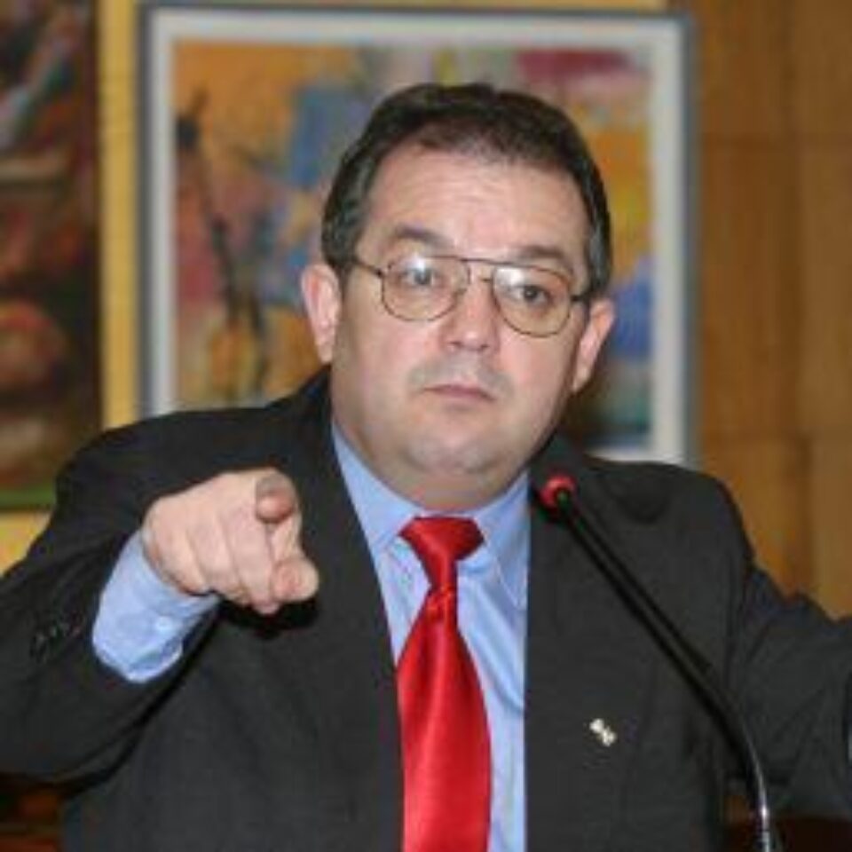 Boc: PNL și guvernul vor să se situeze deasupra legii și să blocheze justiția