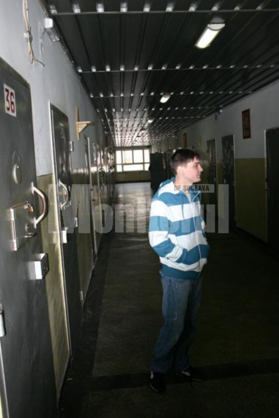 Pe holurile penitenciarului
