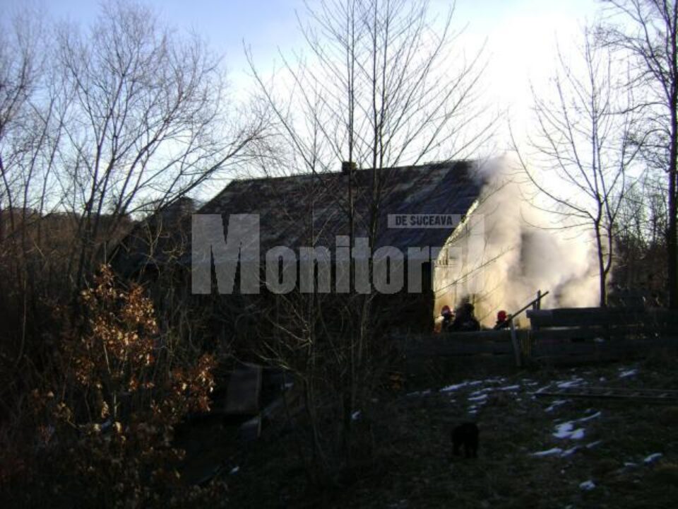 Înghițit de flăcări: A murit în incendiul care i-a cuprins casa