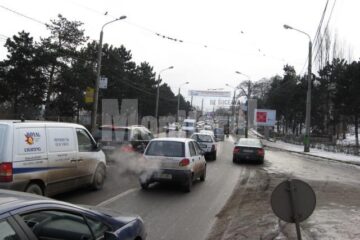 Ieri, pe Calea Unirii, timp de o oră a fost un trafic de coșmar