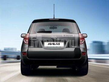 Toyota RAV4, vrei Cross Sport?