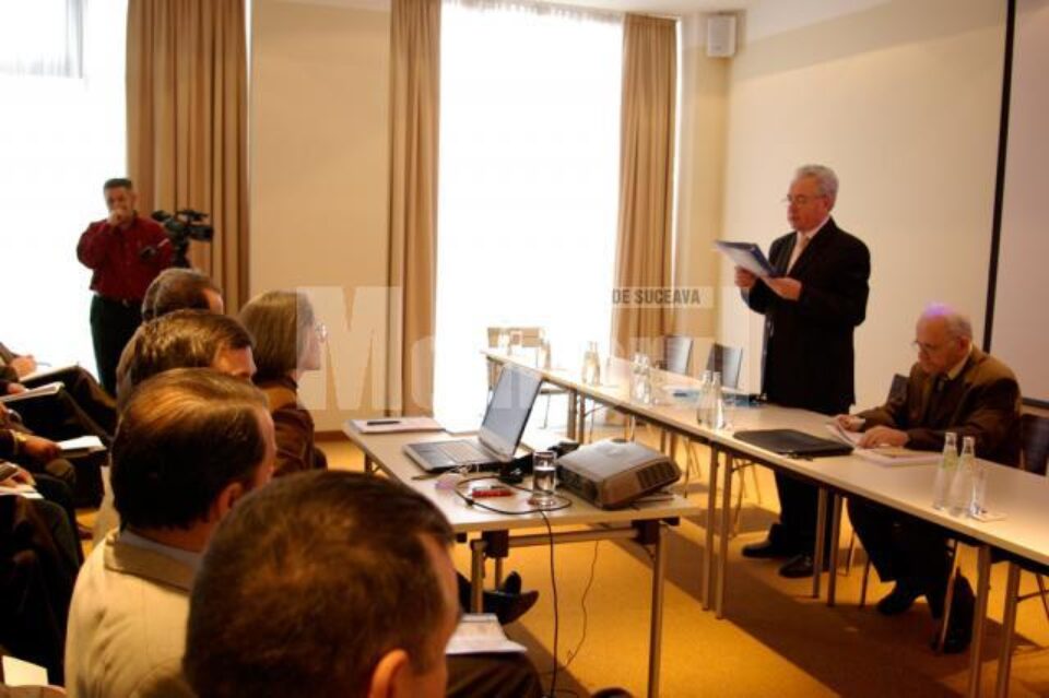 Primarul Mihai Frunză a prezentat Raportul pe 2007 Primarul Mihai Frunză a prezentat Raportul pe 2007