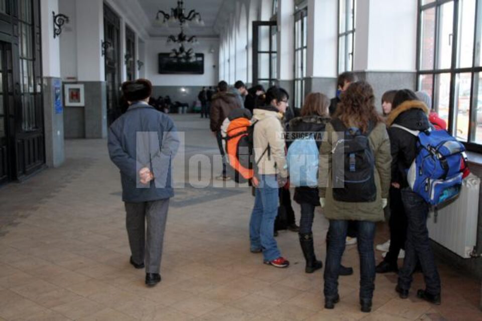 Protest pe șine: Greva spontană a ceferiștilor suceveni a durat trei ore