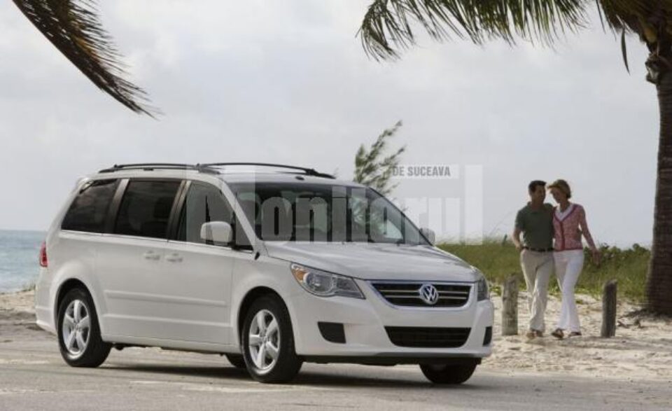VW Routan, primele fotografii oficiale