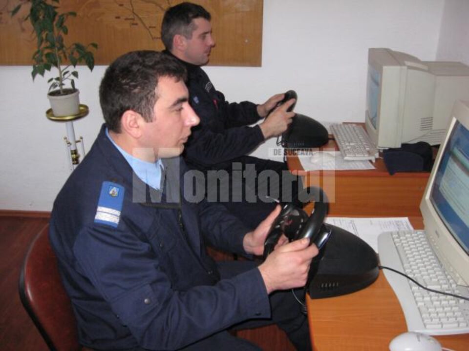 Jandarmii, examinați într-un laborator recent inaugurat Jandarmii, examinați într-un laborator recent inaugurat