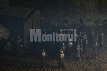 Spectacol nocturn: Asediul Cetății de Scaun