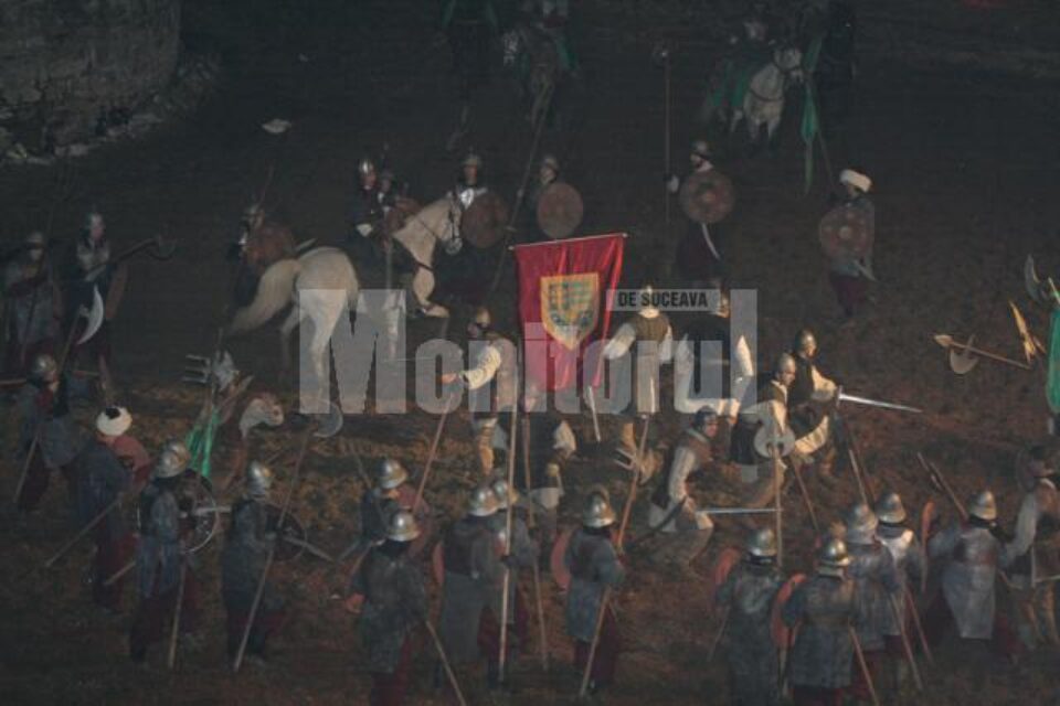 Spectacol nocturn: Asediul Cetății de Scaun