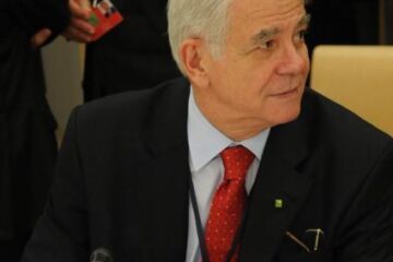 Liberalii i-au propus pe Teodor Meleșcanu la Justiție și pe Radu Stroe la Apărare