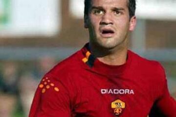 Agenția Datasport l-a inclus pe Cristian Chivu în cea mai slabă echipă a etapei a XXII-a