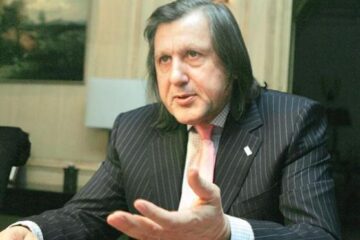 Nastase, rugat de Băsescu să revină asupra demisiei
