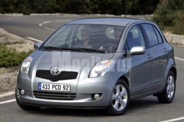 Toyota Yaris, ajustată ici și colo