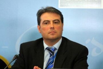 Ministrul de Externe, Adrian Cioroianu