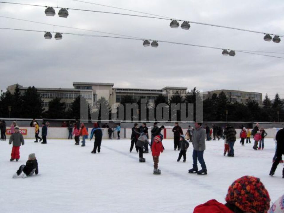 Patinoarul va funcționa până la sfârșitul sezonului de iarnă