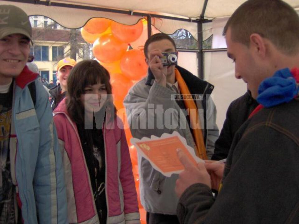 Critici: PSD vede în modul în care a fost sărbătorită Valentine`s Day „o invitație la desfrâu”