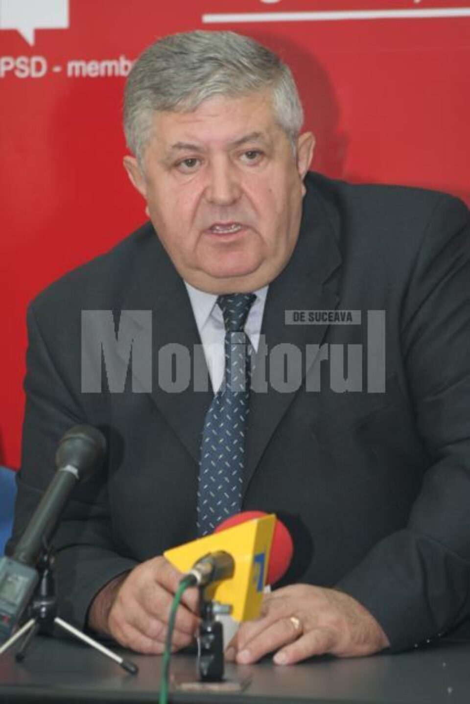 Gavril Mîrza: „Mi se pare un fenomen periculos” Gavril Mîrza: „Mi se pare un fenomen periculos”