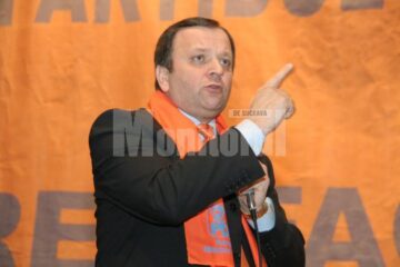 Flutur a decretat mobilizarea generală pentru înlăturarea “roșilor” din Consiliul Județean