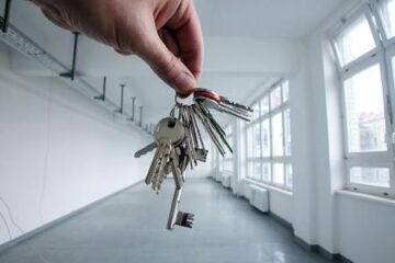 Firmele care investesc 100 milioane de euro și creează cel puțin 500 de noi locuri de muncă vor primi ajutoare nerambursabile Firmele care investesc 100 milioane de euro și creează cel puțin 500 de noi locuri de muncă vor primi ajutoare nerambursabile