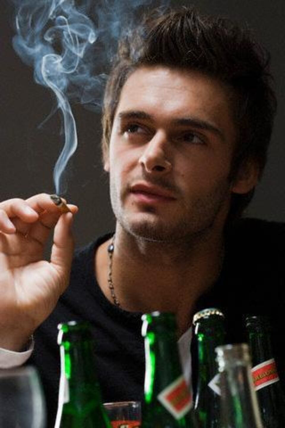 Fumatul și alcoolul provoacă mutații genetice care vor fi transmise generațiilor ulterioare