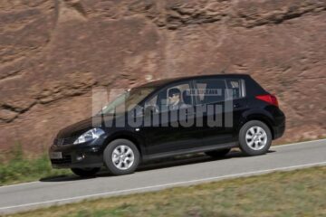Prezentare: Nissan Tiida, european și nu prea