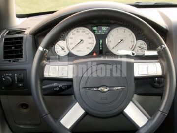 Premieră: Chrysler 300C SRT turează la maxim un diesel!