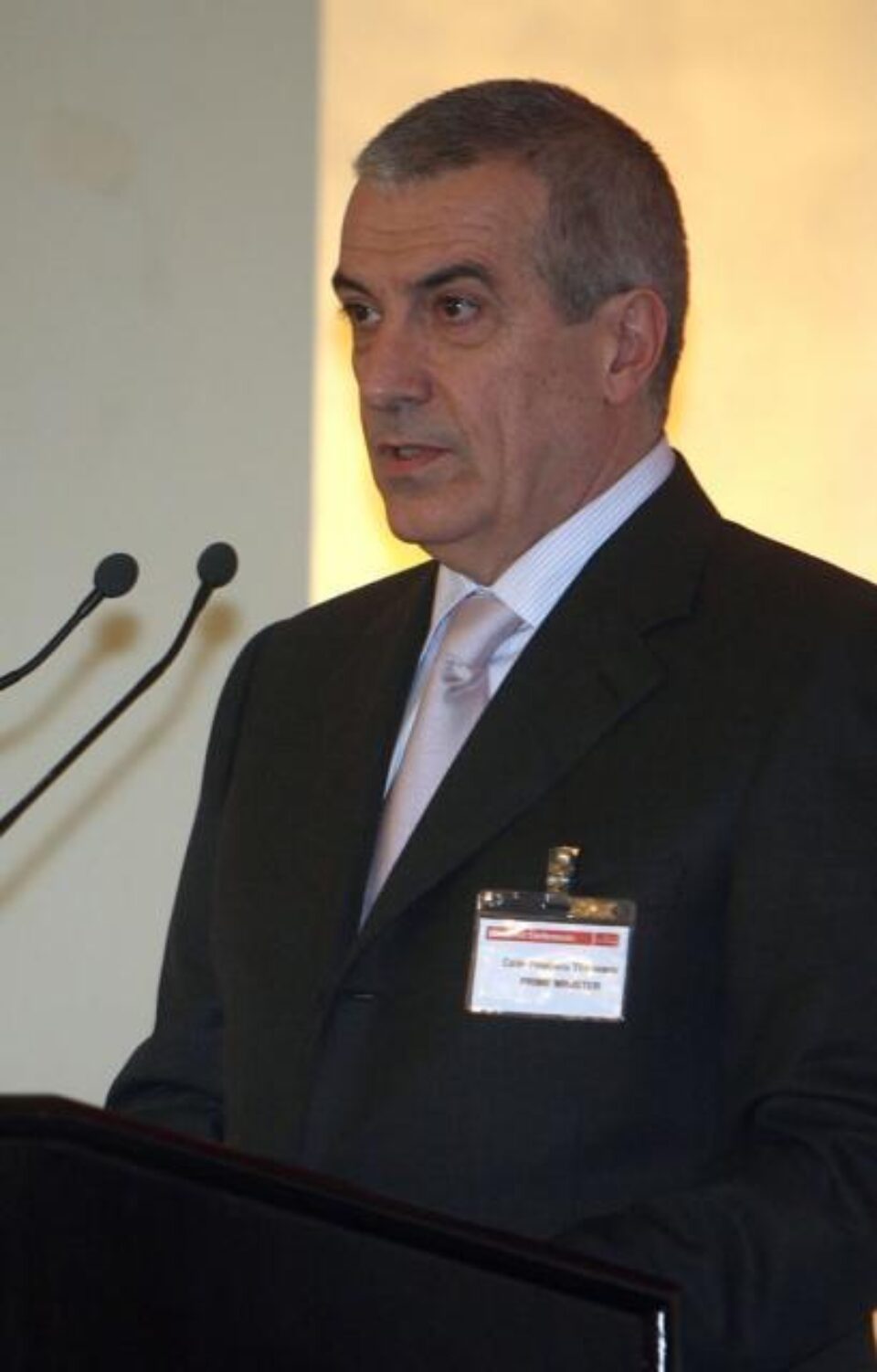 Tăriceanu: Reducerea TVA, o prostie electorală
