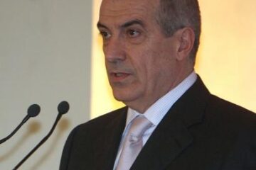 Tăriceanu: Reducerea TVA, o prostie electorală
