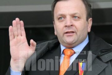 Școală: Flutur își instruiește candidații