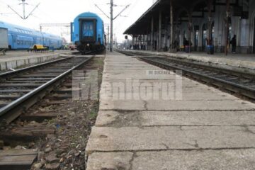 Între orele 7.00-9.00, nu a circulat nici un tren