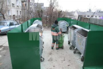 Noile țarcuri de gunoi amenajate de Rosal