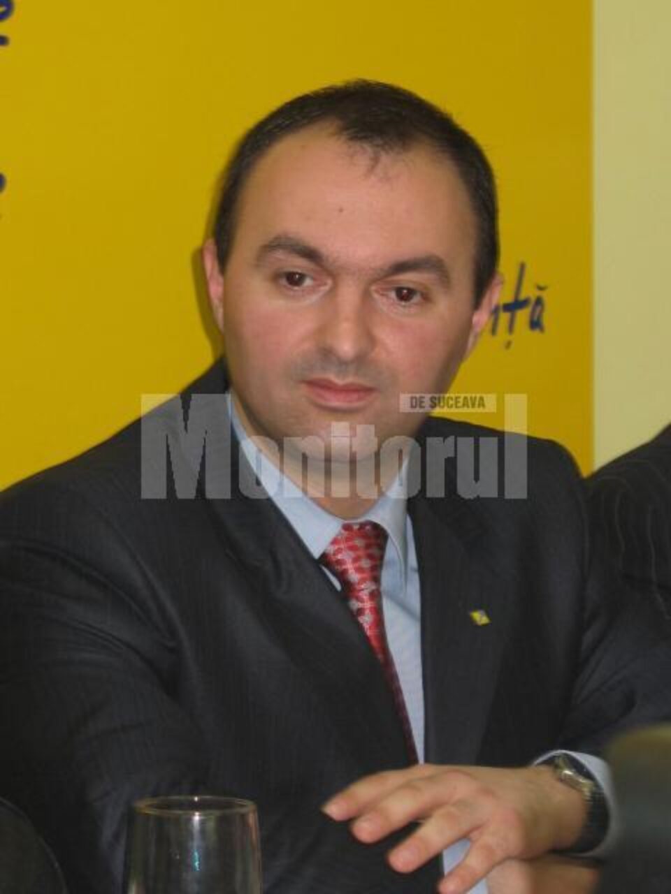 Inopinat: Ministrul Adomniței, în vizită-fulger în patru școli sucevene