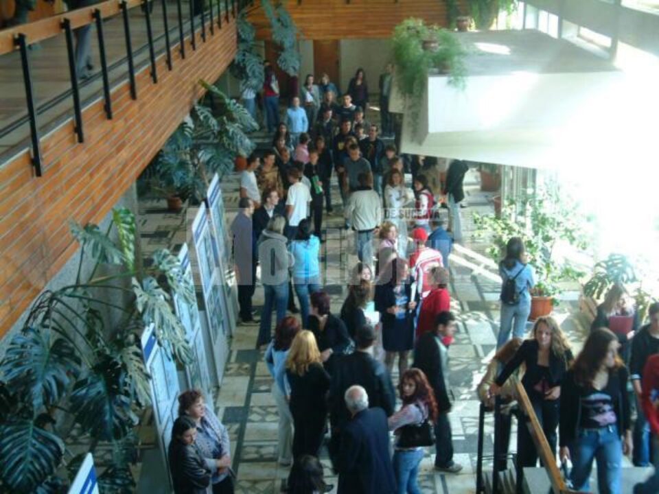Universitatea Suceava: Zeci de elevi vor primi cu cinci luni înainte statutul de studenți