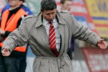 Mulțescu pare să nu înțeleagă nimic din ce se petrece la Dinamo