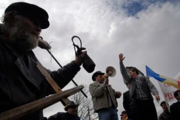 Producătorii agricoli pichetează din 19 martie sediile mai multor instituții