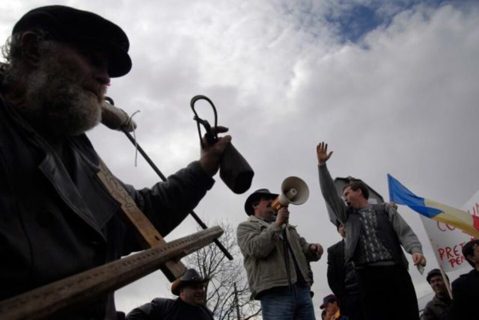 Producătorii agricoli pichetează din 19 martie sediile mai multor instituții