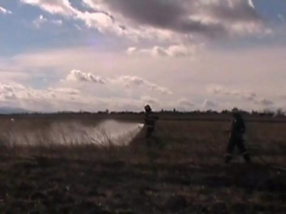 Fumatul interzis: Pompierii, puși la treabă de doi fumători neglijenți Fumatul interzis: Pompierii, puși la treabă de doi fumători neglijenți