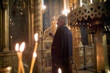 Lecția de religie: Cum se face spovedania