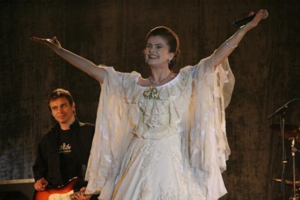 Spectacol magic, Filipissima, la Casa de Cultură