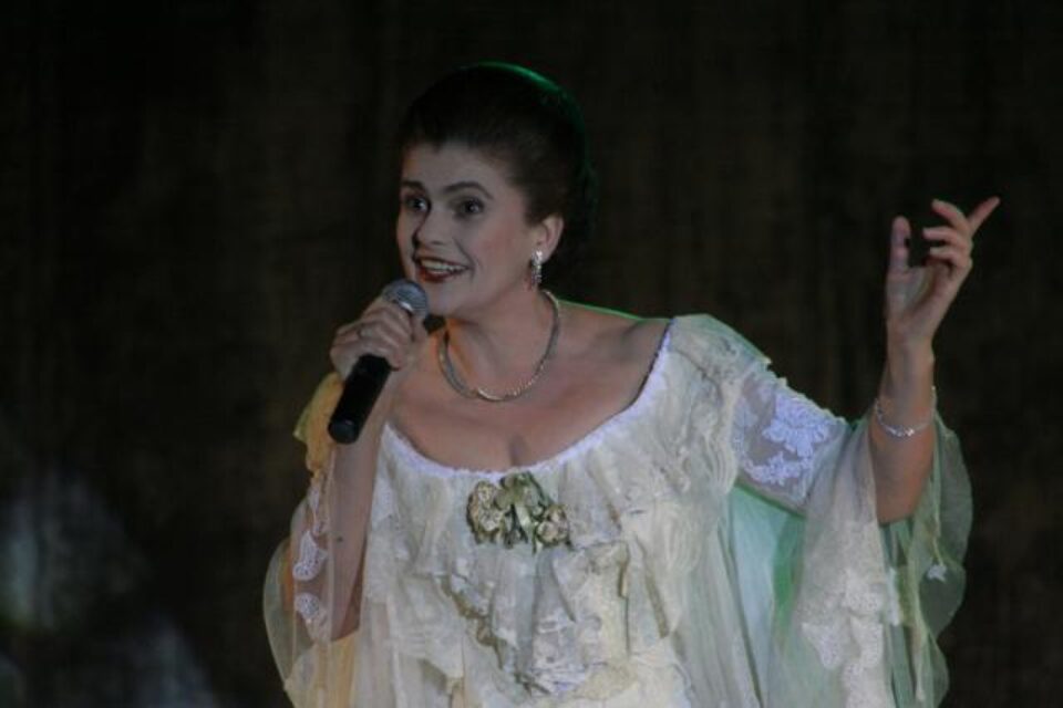 Spectacol magic, Filipissima, la Casa de Cultură