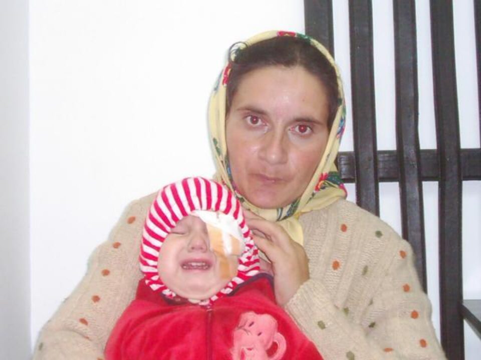 Adriana Solomon împreună cu mama ei