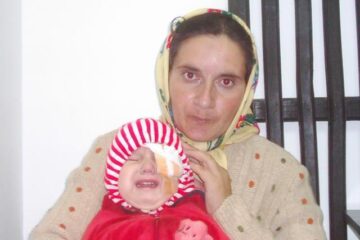 Adriana Solomon împreună cu mama ei