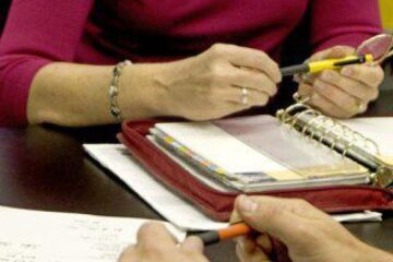 Numărul de avize necesare firmelor este în prezent de peste 500