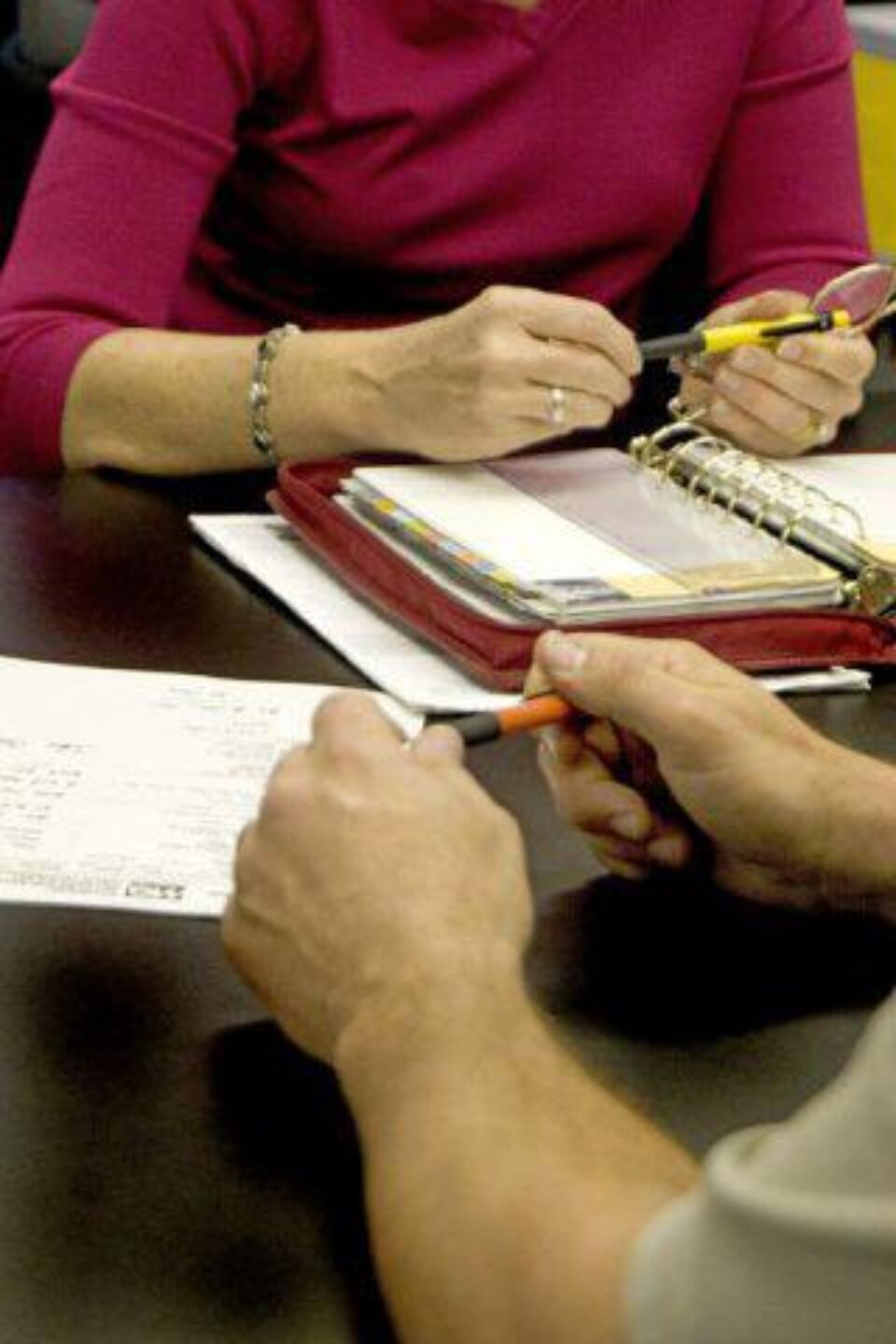 Numărul de avize necesare firmelor este în prezent de peste 500