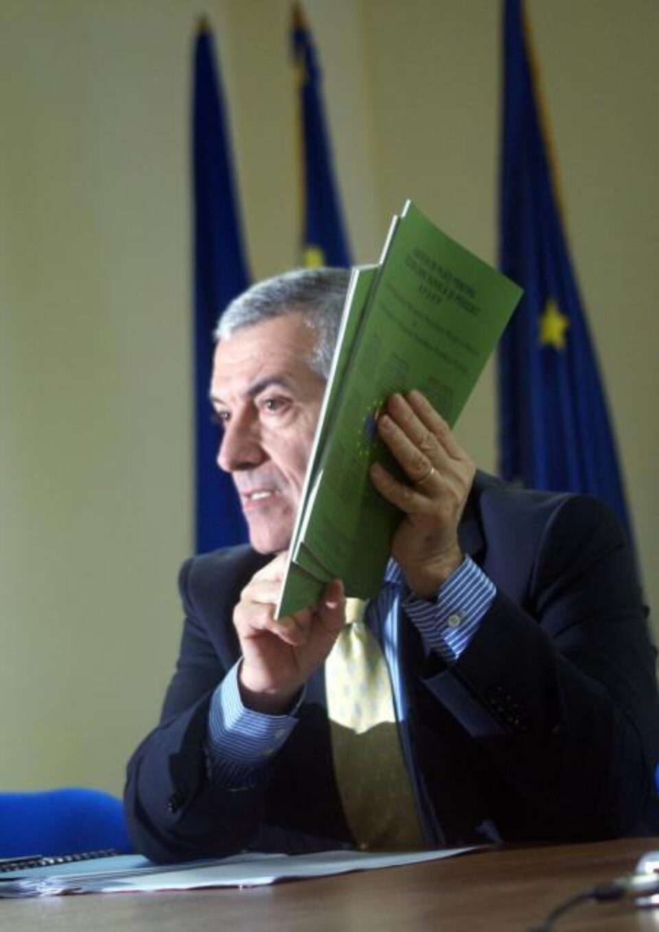 Călin Popescu Tăriceanu: „Va trebui să introducem niște norme de utilizare a energiei din clădiri și parcurile auto proprii”