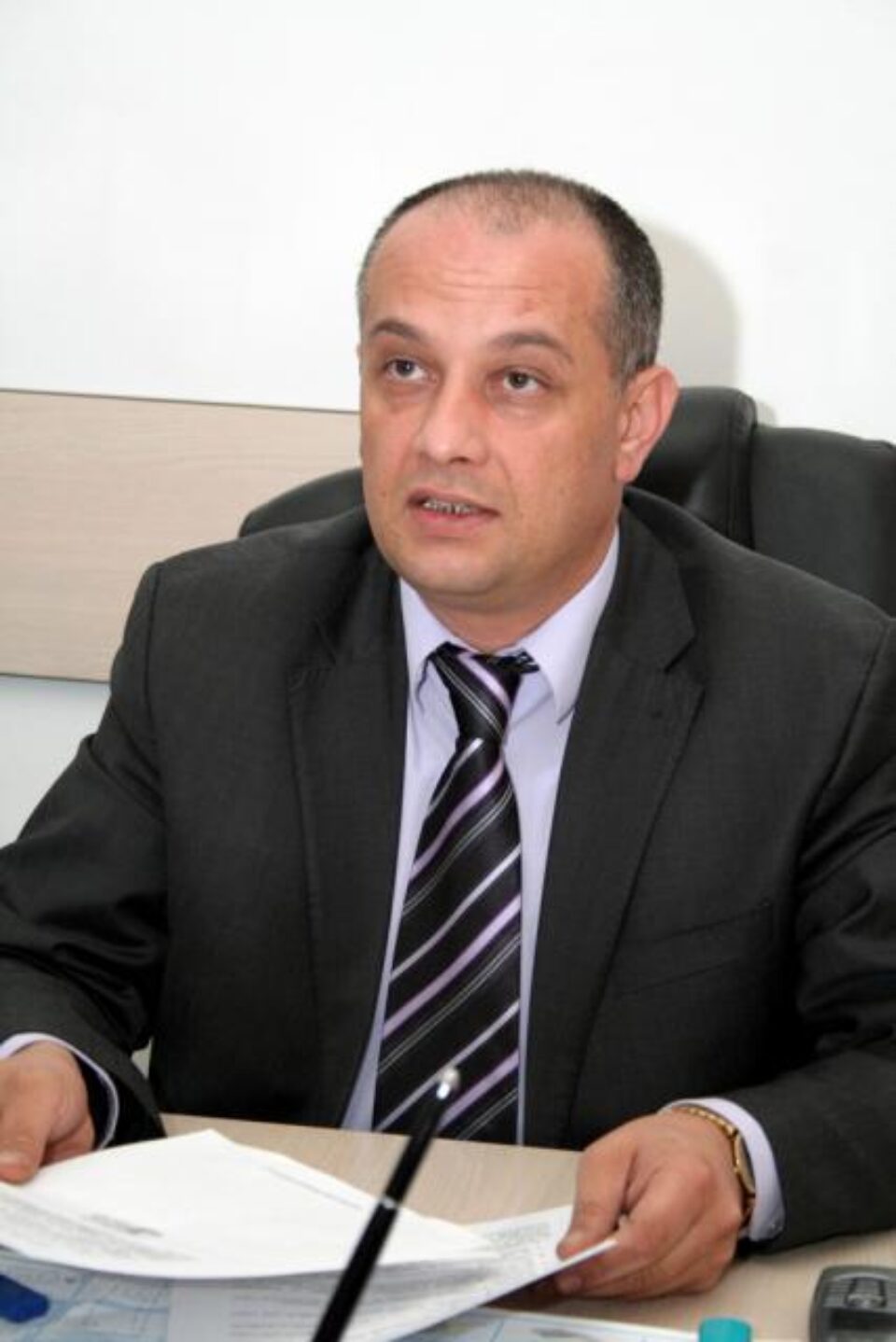 Înzestrare: Șase parohii au primit, joi, peste 30 ha teren agricol