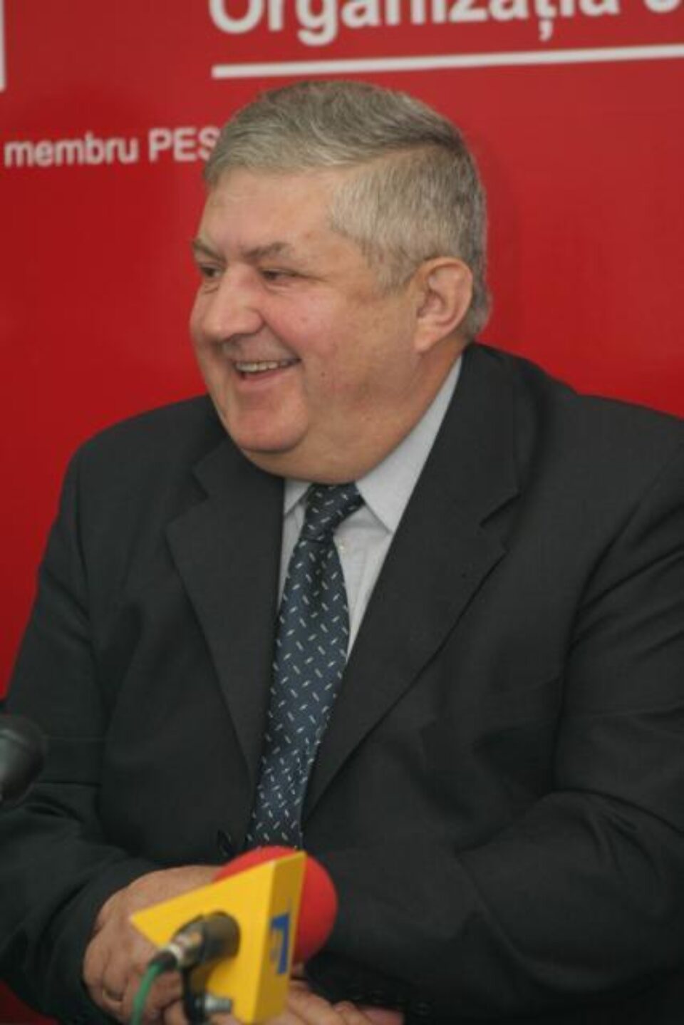 Transferuri: Organizația PD din Dolhasca a trecut la PSD
