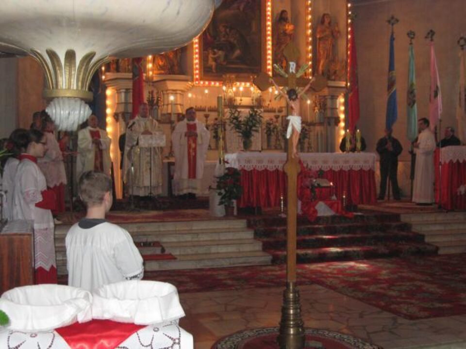 Sfânta Liturghie din Duminica Paștelui