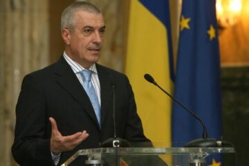 Președintele PNL i-a atacat dur pe liderii PDL Emil Boc și Theodor Stolojan