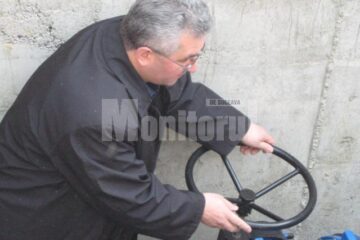 Primarul Sucevei a deschis vana conductei ce alimentează cu apă de Berchișești cartierul Burdujeni
